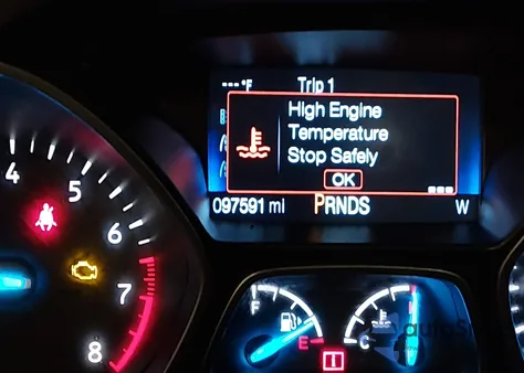 2017 Ford Escape Se z USA, uszkodzony, nr VIN 1FMCU9GD7HUB02653